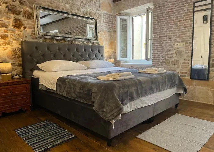 Tequila Two Apartment *